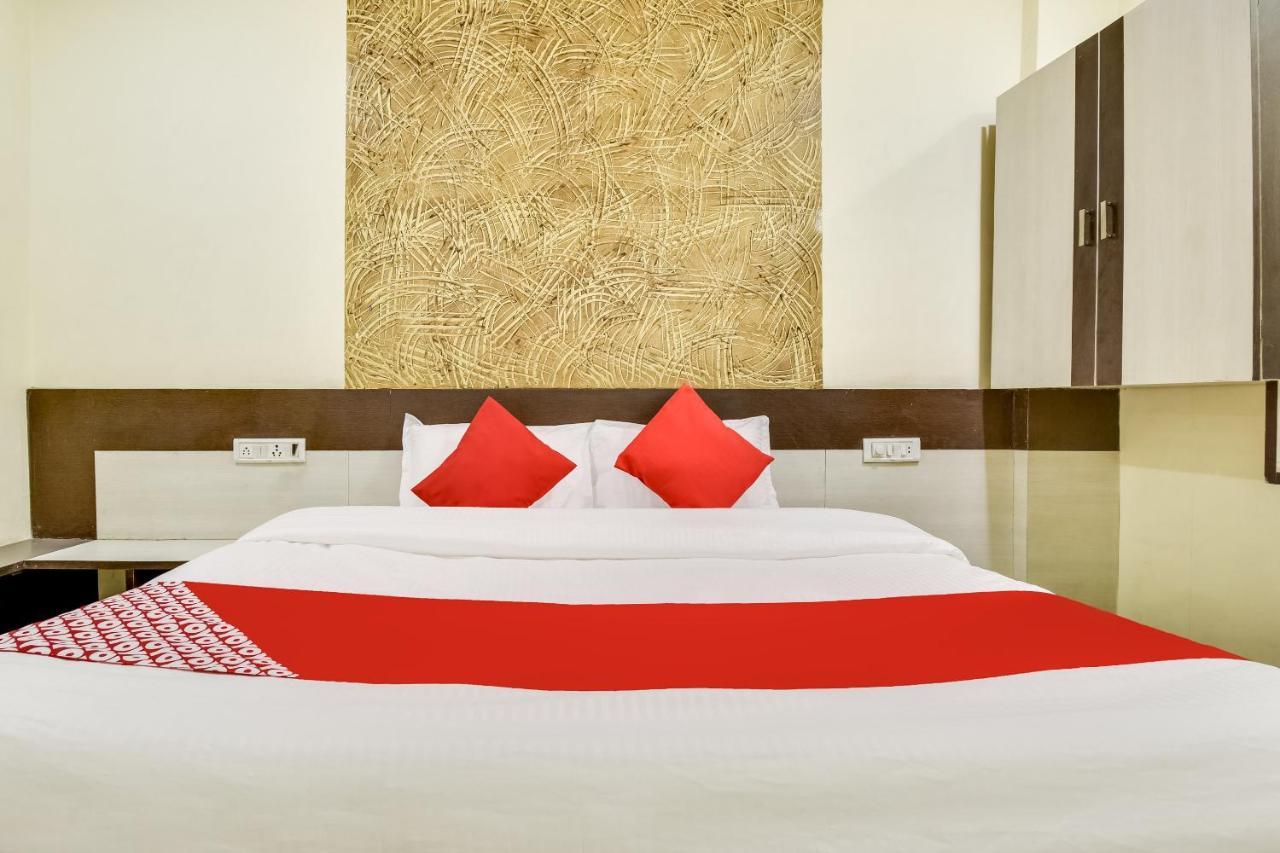 Khāmgaon Hotel O Aryan מראה חיצוני תמונה
